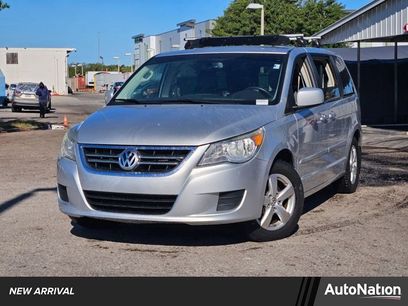 Used 2010 Volkswagen Routan SE