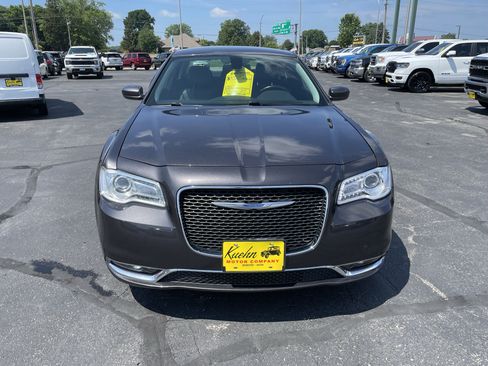 Used 2015 Chrysler 300 Limited AWD/4WD image 3