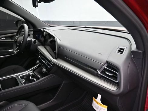 New 2026 Chevrolet Traverse LT w/ Driver Confidence Package image 34