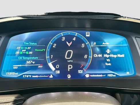 Used 2023 Chevrolet Corvette Stingray Preferred Cpe w/ 2LT image 11