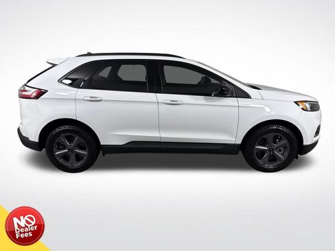 Used 2024 Ford Edge SEL w/ Sport Appearance Package AWD/4WD image 2
