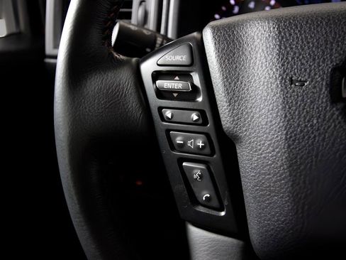 Used 2024 Nissan Titan PRO-4X w/ Off Road Protection Package image 24