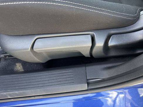 Used 2023 Nissan Rogue S image 12