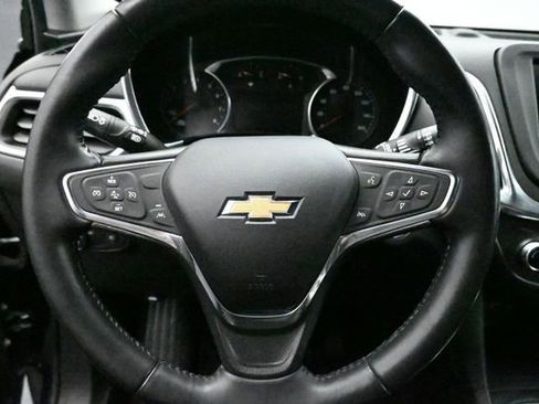 Used 2020 Chevrolet Equinox LT AWD/4WD image 14