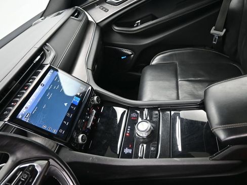 Used 2021 Jeep Grand Cherokee L Overland w/ Advanced Protech Group III image 19