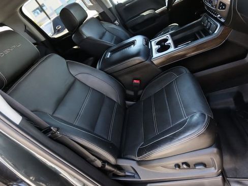 Used 2018 GMC Sierra 1500 Denali image 45