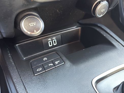 Certified 2019 Ford Ranger XLT w/ Equipment Group 301A Mid image 18