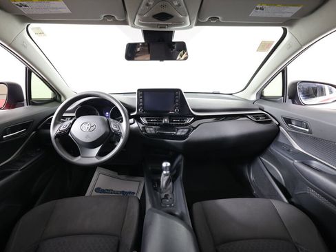 Used 2020 Toyota C-HR LE image 27