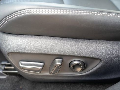 Used 2024 Toyota RAV4 Limited image 21