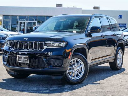 New 2025 Jeep Grand Cherokee Laredo X w/ Luxury Tech Group I