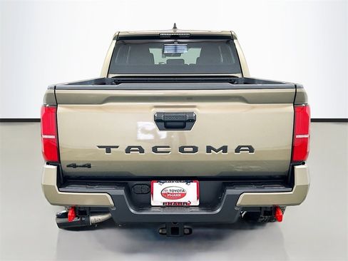 New 2025 Toyota Tacoma TRD Off-Road image 5