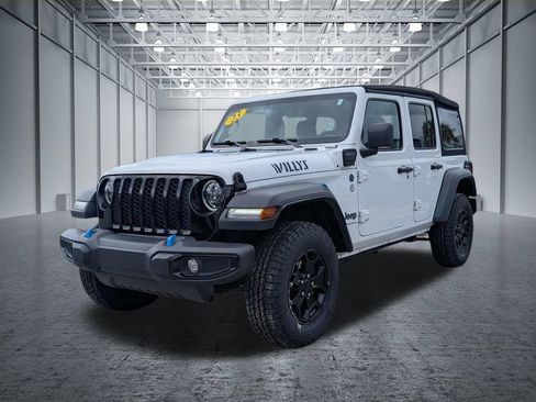 Used 2023 Jeep Wrangler Unlimited w/ Cold Weather Group AWD/4WD image 3