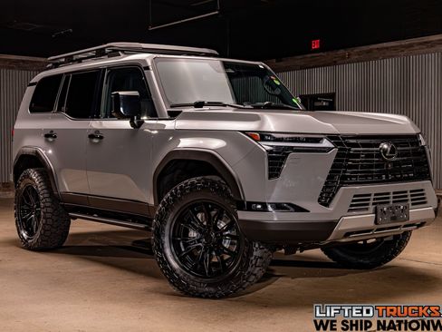 Used 2024 Lexus GX 550 image 1