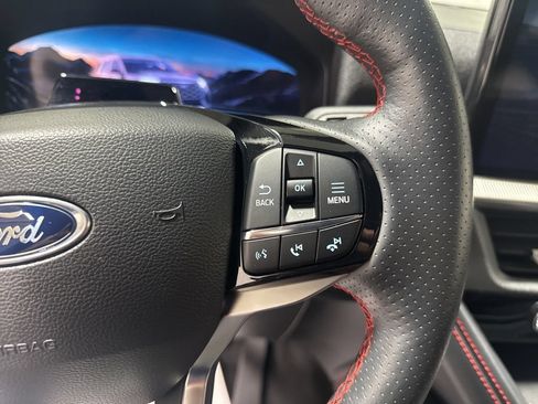 Used 2025 Ford Explorer ST-Line AWD/4WD image 25