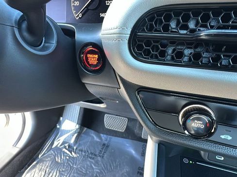 New 2026 Honda HR-V LX image 17