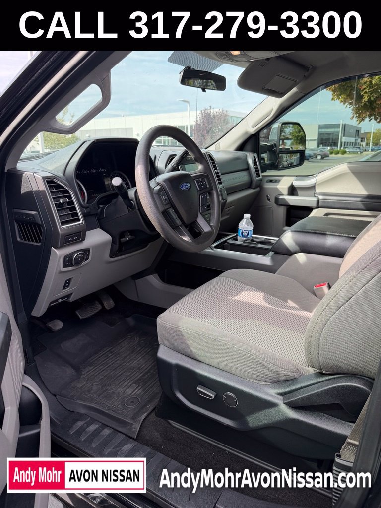Used 2017 Ford F250 XLT w/ XLT Premium Package AWD/4WD image 6
