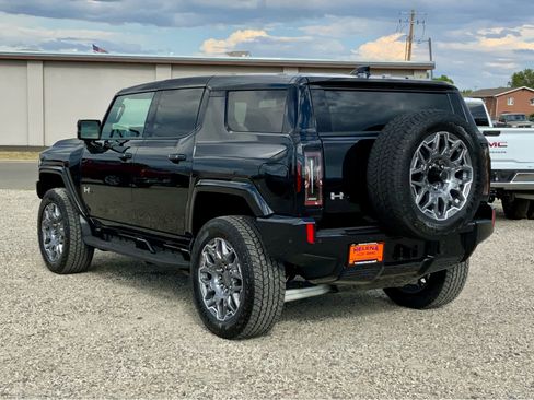 New 2025 GMC Hummer EV 3X w/ LPO, Illumination Package image 3