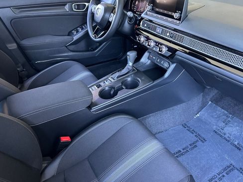 New 2025 Honda Civic Sport image 12