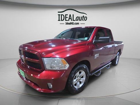 Used 2019 RAM 1500 Express RWD image 1