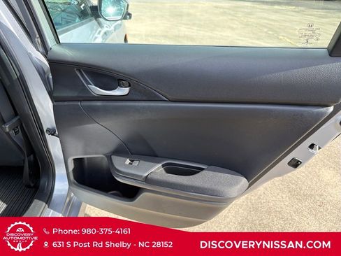 Used 2019 Honda Civic EX image 37
