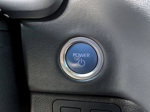 Used 2024 Toyota Tundra Platinum AWD/4WD image 21