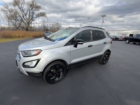 Used 2021 Ford EcoSport SES image 4