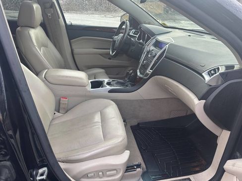 Used 2012 Cadillac SRX Luxury image 11