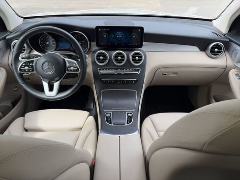 Used 2020 Mercedes-Benz GLC 300 image 29