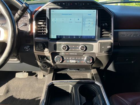 Used 2022 Ford F250 Platinum image 29
