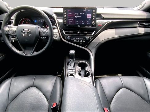 Used 2023 Toyota Camry XSE FWD image 16