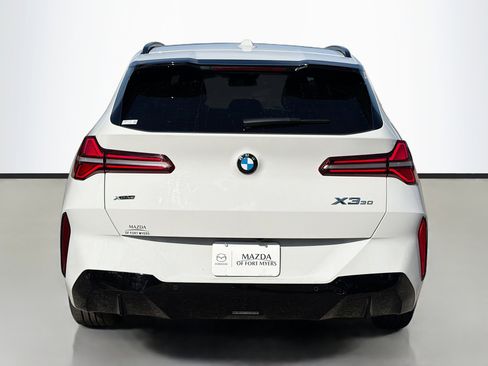 Used 2025 BMW X3 xDrive30i image 4