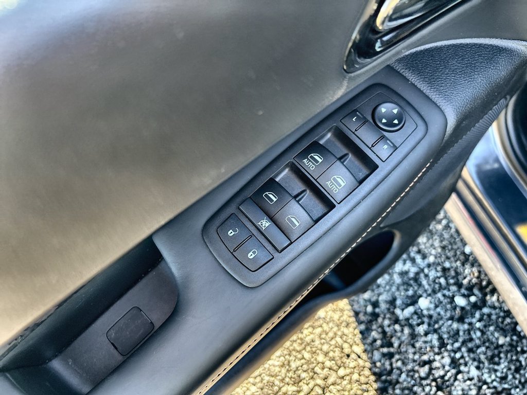 Used 2025 Dodge Durango R/T AWD/4WD image 21
