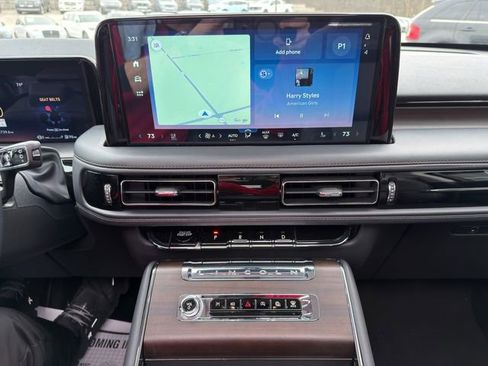 Used 2025 Lincoln Aviator Reserve w/ Equipment Group 201A AWD/4WD image 28