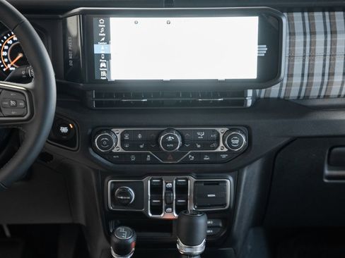 New 2026 Jeep Gladiator Sport AWD/4WD image 21