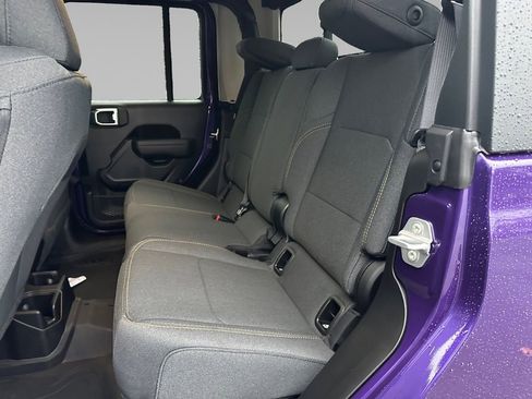 New 2026 Jeep Gladiator Sport AWD/4WD image 15