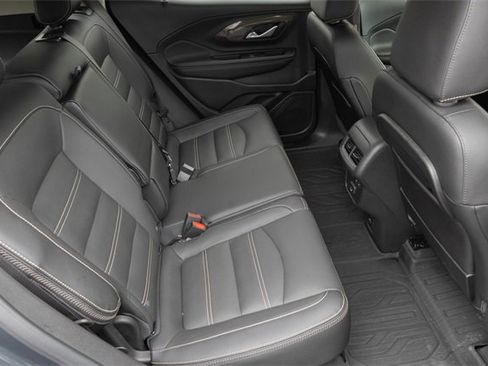 Used 2022 GMC Terrain Denali w/ Denali Premium Package image 19