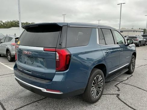 Used 2025 GMC Yukon Elevation RWD image 2