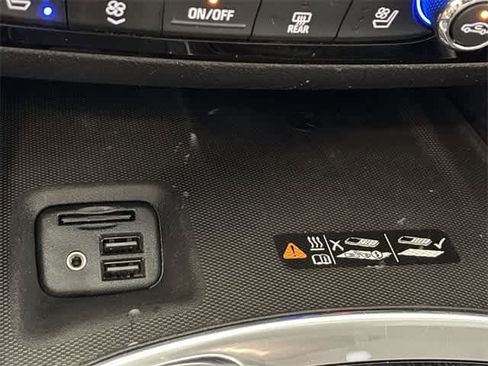 Used 2020 Buick Enclave Avenir w/ Avenir Technology Package image 34