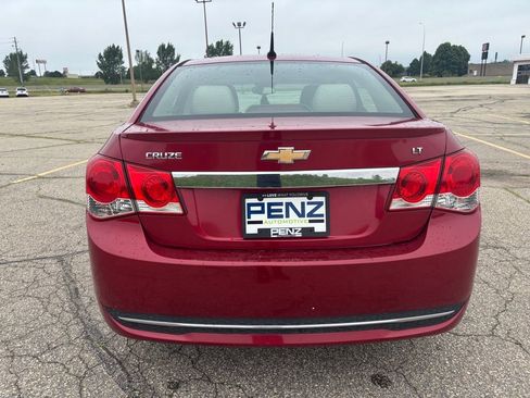 Used 2012 Chevrolet Cruze LT w/ RS Package FWD image 4