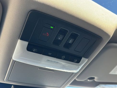 New 2026 Nissan Rogue SV w/ SV Premium Package image 27