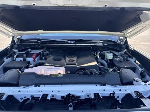 New 2026 Toyota Tundra SR5 AWD/4WD image 36