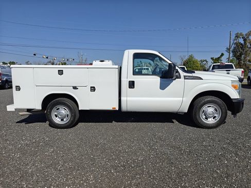 Used 2011 Ford F250 XL image 5