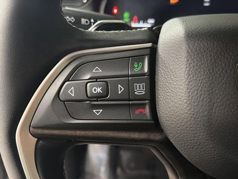 New 2026 Jeep Grand Cherokee Limited w/ Limited Altitude Package image 19