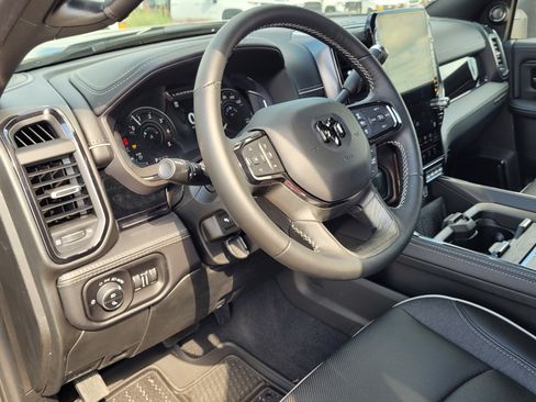 New 2025 RAM 3500 Limited image 8