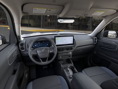 New 2025 Ford Bronco Sport Outer Banks image 9