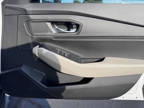 Used 2026 Honda Accord SE image 25