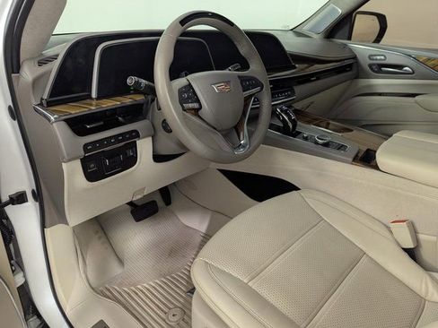 Used 2023 Cadillac Escalade Sport Platinum image 11