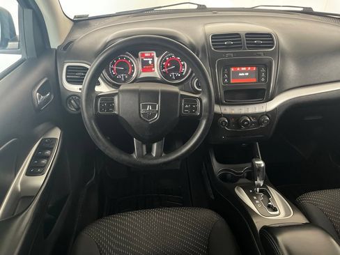 Used 2016 Dodge Journey SE w/ Flexible Seating Group FWD image 32