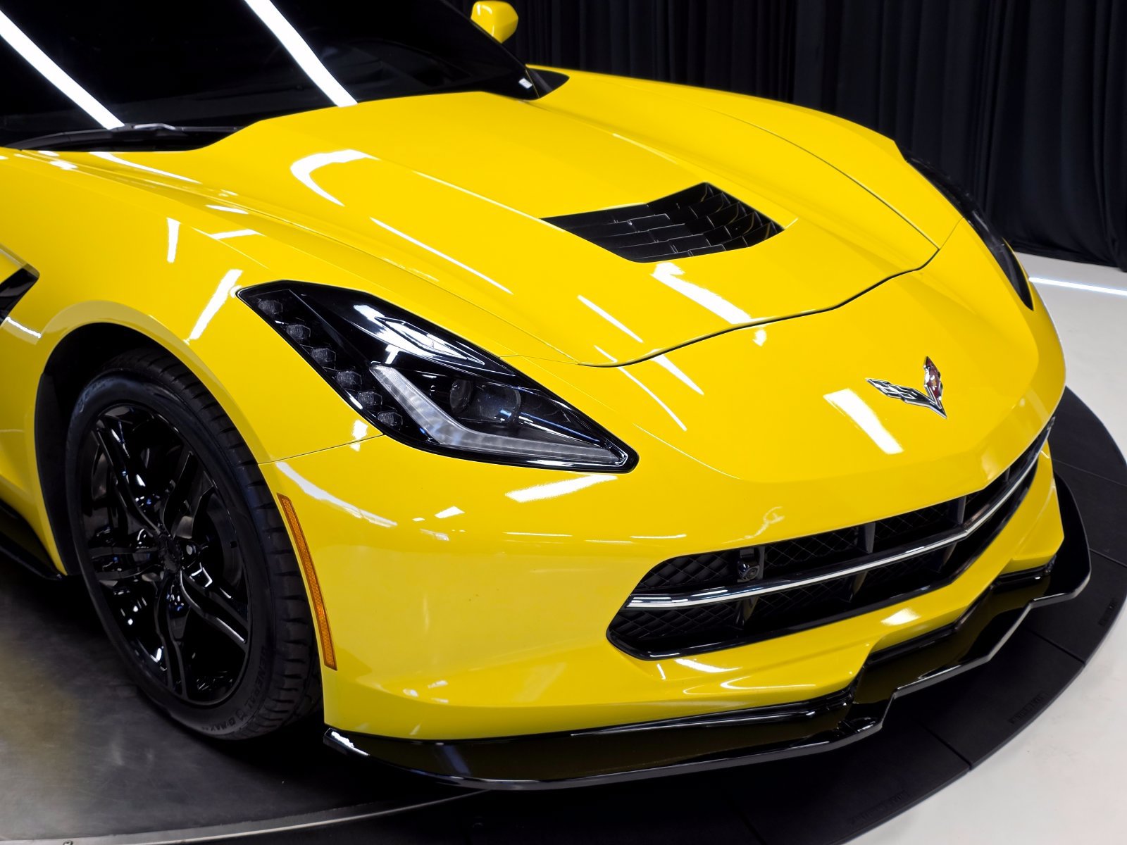 Used 2016 Chevrolet Corvette Stingray Coupe w/ 3LT Preferred Equipment Group RWD image 44