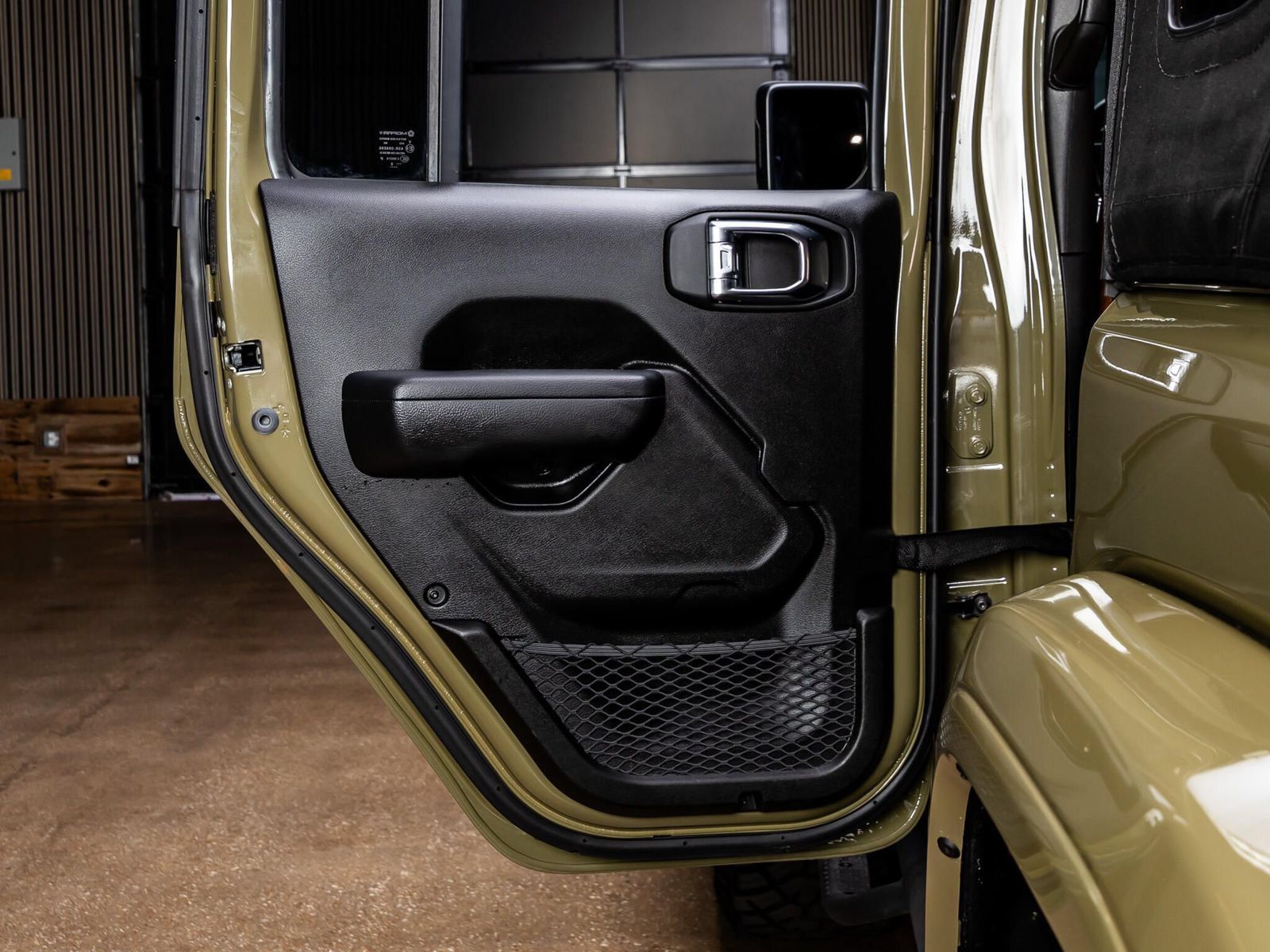 Used 2025 Jeep Wrangler Unlimited Sport AWD/4WD image 35